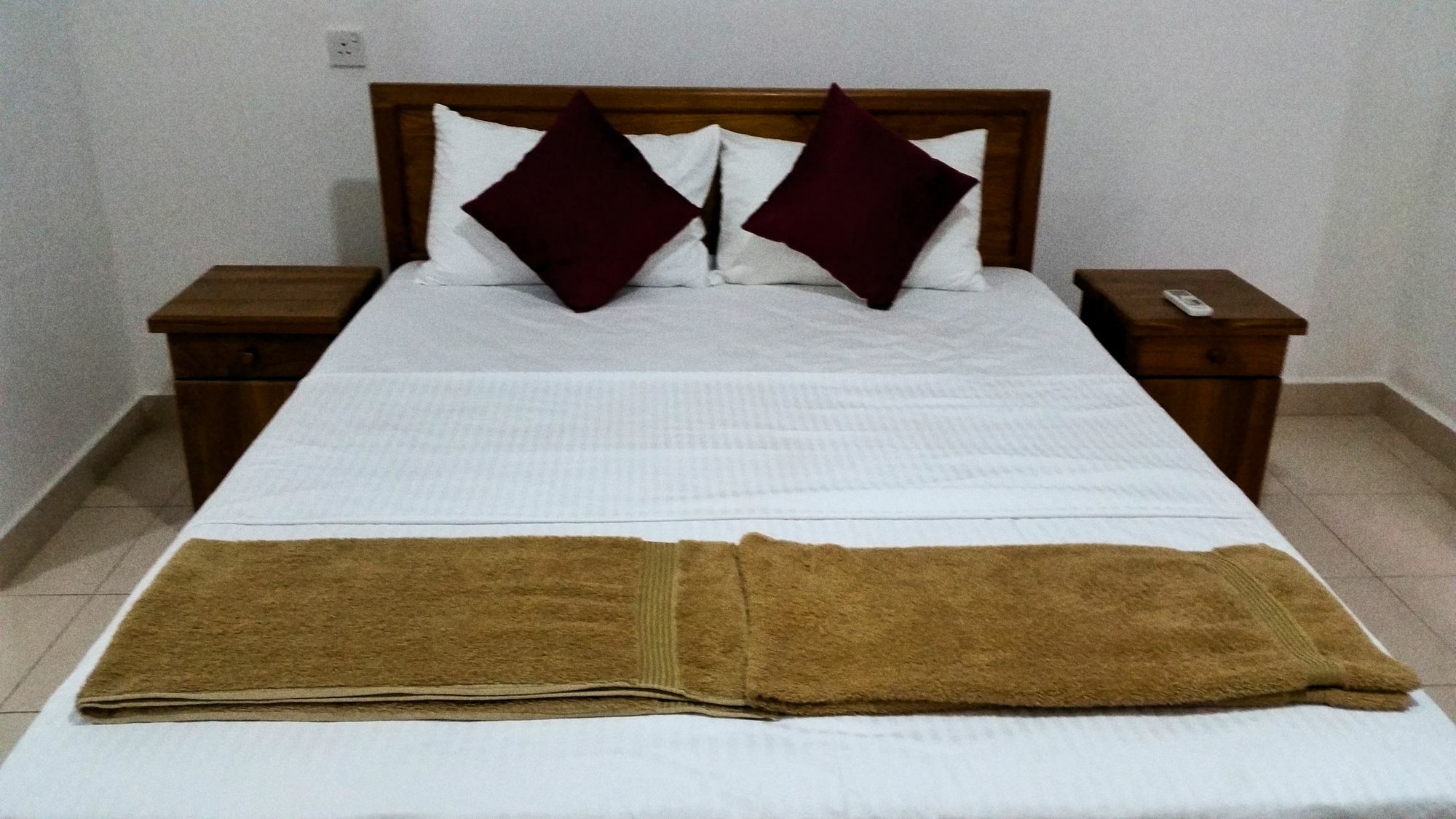 Ocean Pebbles Apartment Dehiwala-Mount Lavinia Bagian luar foto