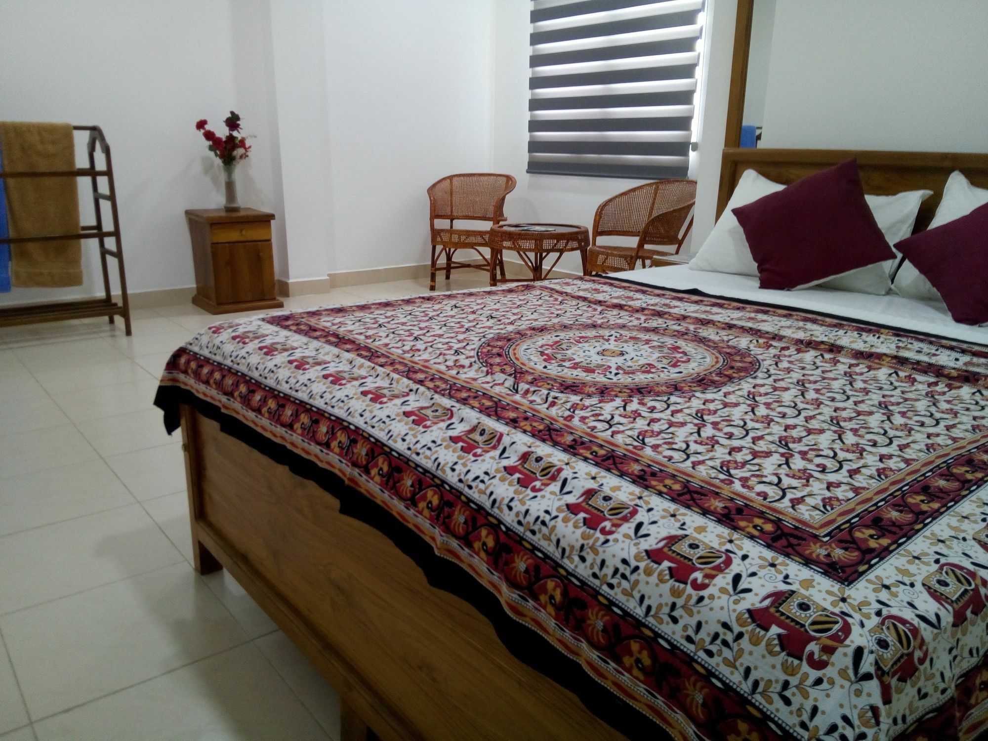 Ocean Pebbles Apartment Dehiwala-Mount Lavinia Bagian luar foto