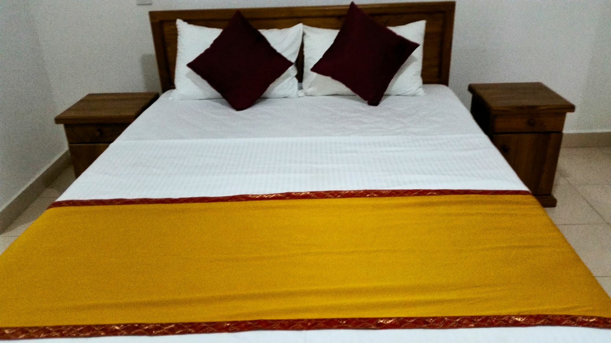 Ocean Pebbles Apartment Dehiwala-Mount Lavinia Bagian luar foto