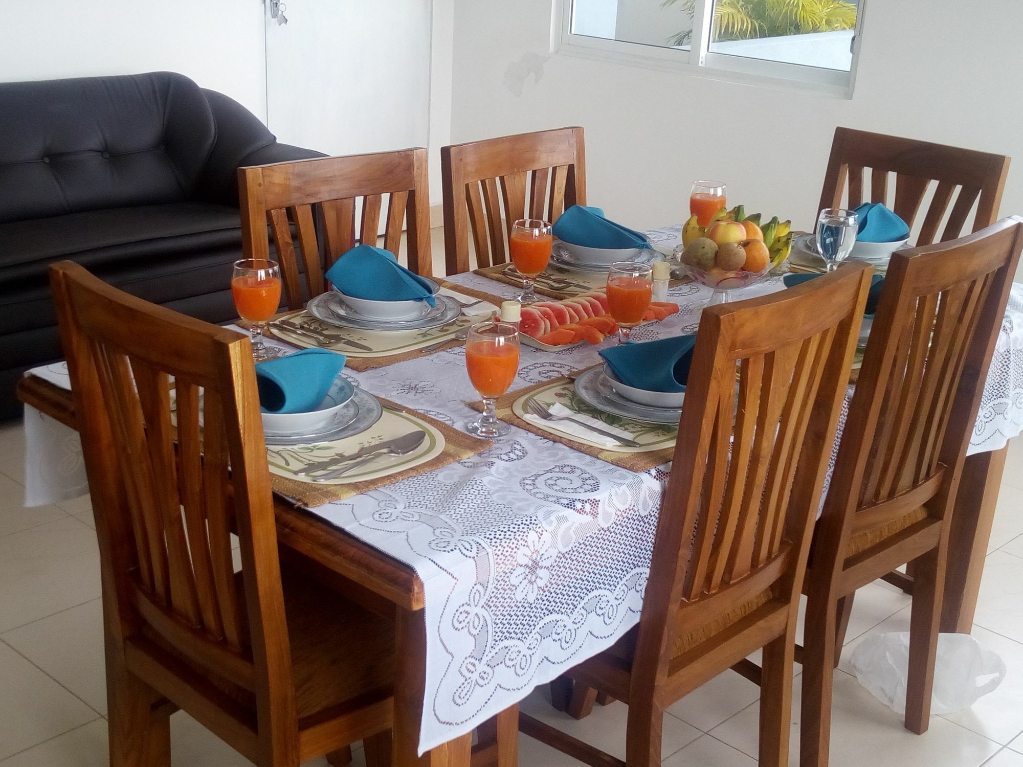 Ocean Pebbles Apartment Dehiwala-Mount Lavinia Bagian luar foto