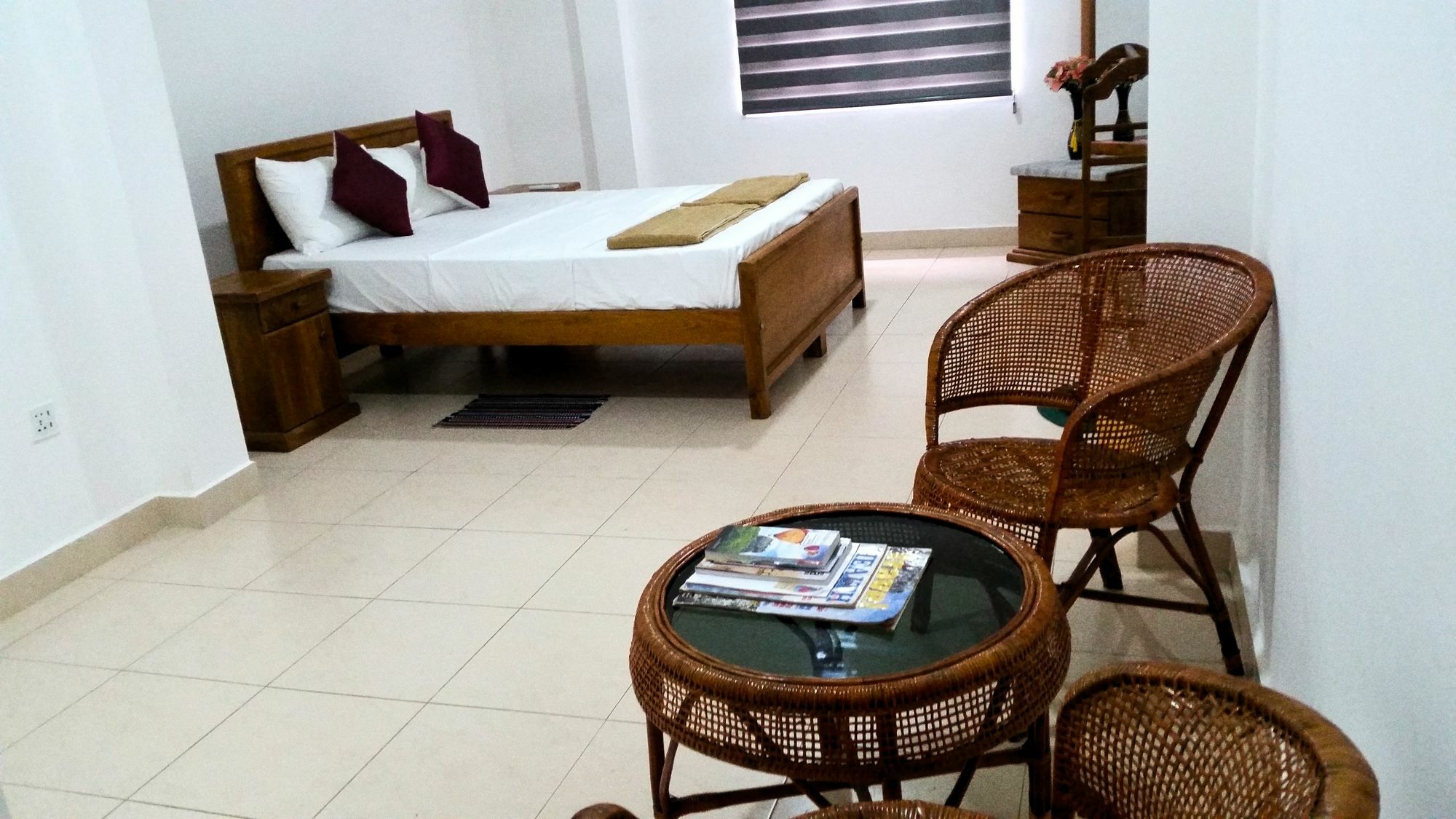 Ocean Pebbles Apartment Dehiwala-Mount Lavinia Bagian luar foto